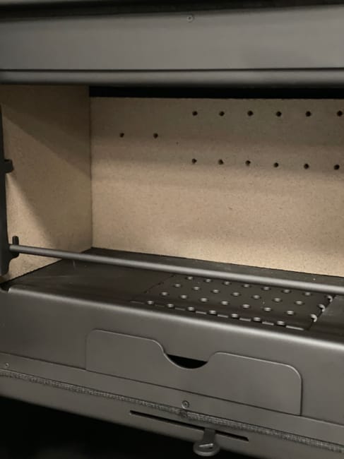 Estufa de leña modelo Zeux HORNO